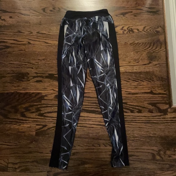 Track & Field Leggings - Picture 2 of 2